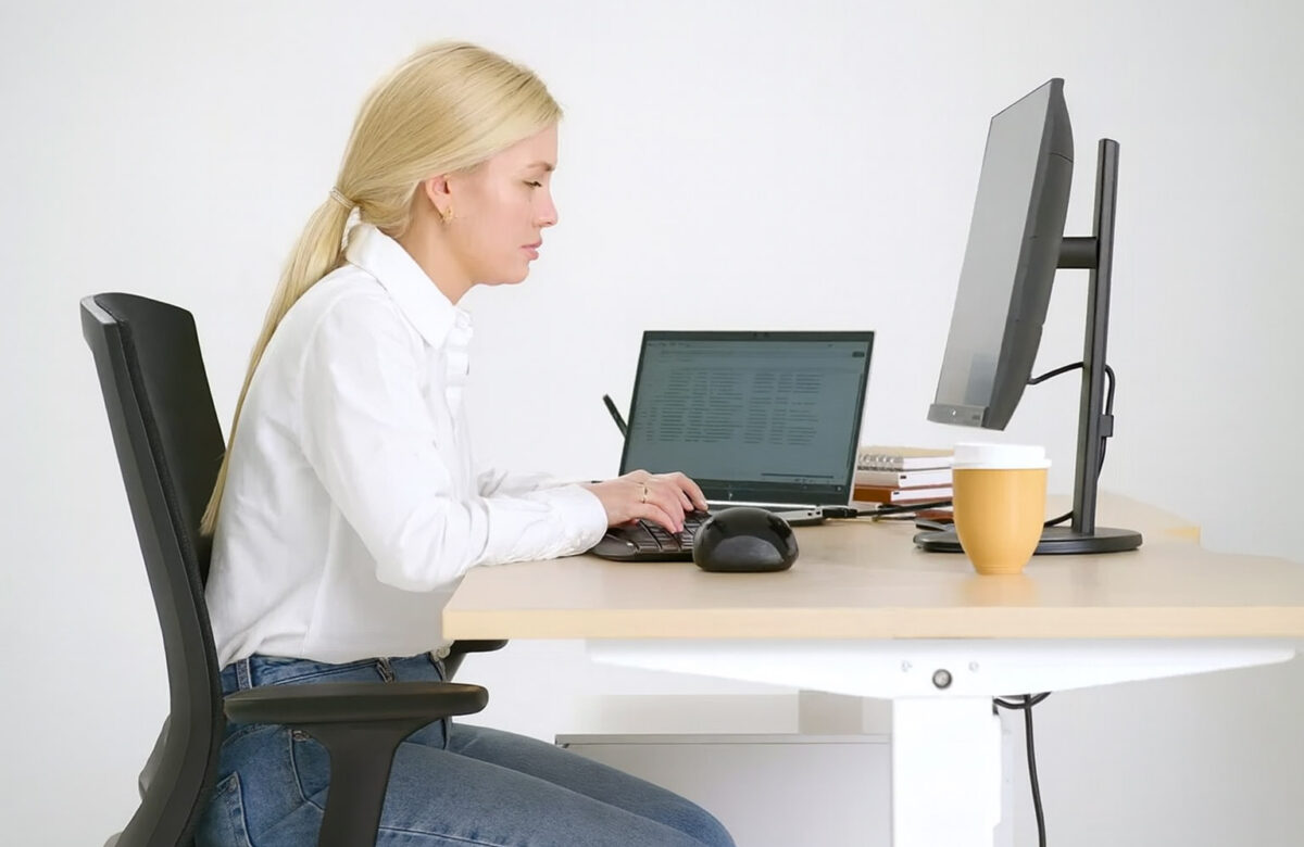 Pravilna drža: Zakaj te vsakdanja bolečina ni naključje